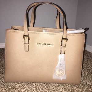 Michael Kors Jet Set Travel